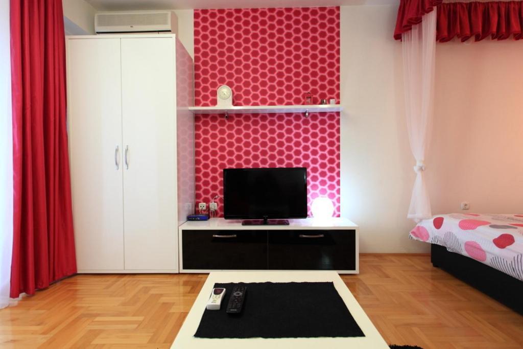 Ristevski Apartments Ohrid Rum bild
