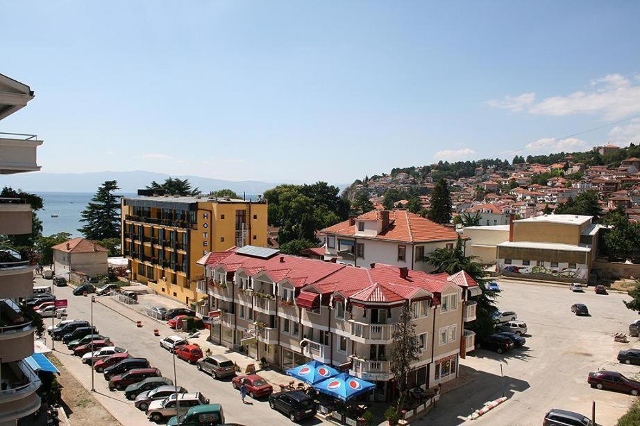 Ristevski Apartments Ohrid Exteriör bild
